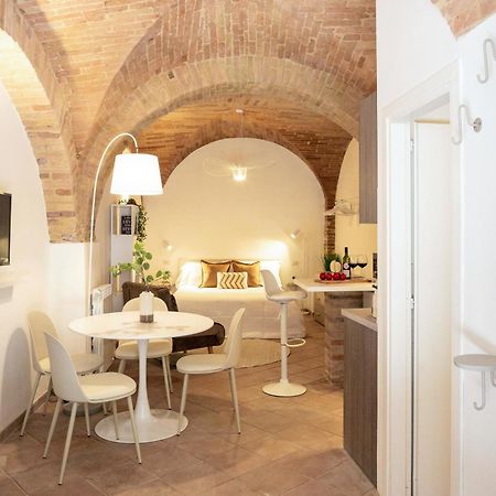 Medieval Flat With Whirlpool Bath 佩鲁贾 外观 照片